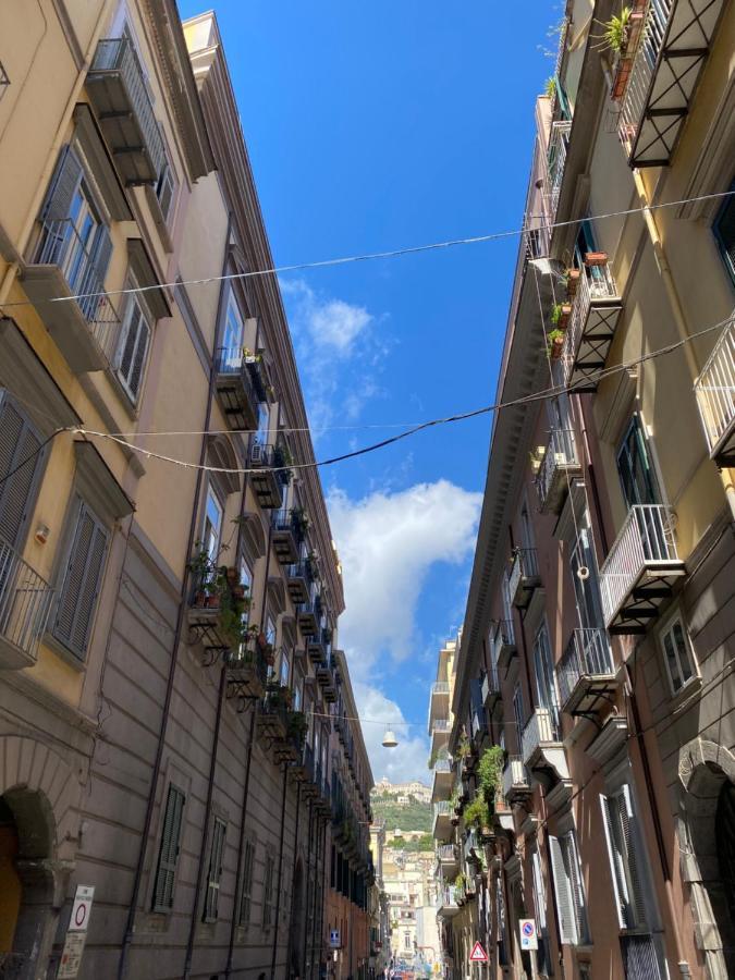 Ferienwohnung Casa Kamalei, Tra Plebiscito E Lungomare Neapel Exterior foto