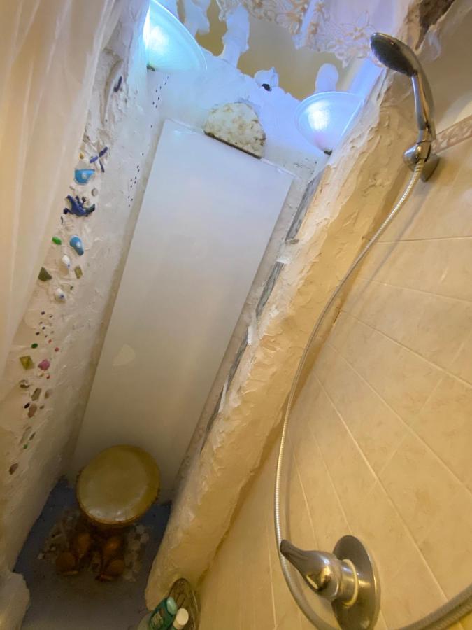 Ferienwohnung Casa Kamalei, Tra Plebiscito E Lungomare Neapel Exterior foto